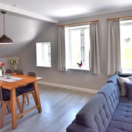 Apartament Alte Schule 1 *